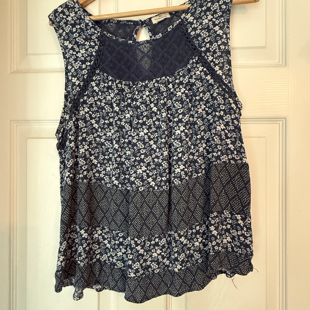 Floral Navy Sleeveless Top